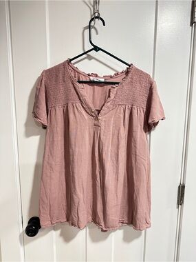 R2 Dusty Rose Smocked Yoke Short Sleeve Top